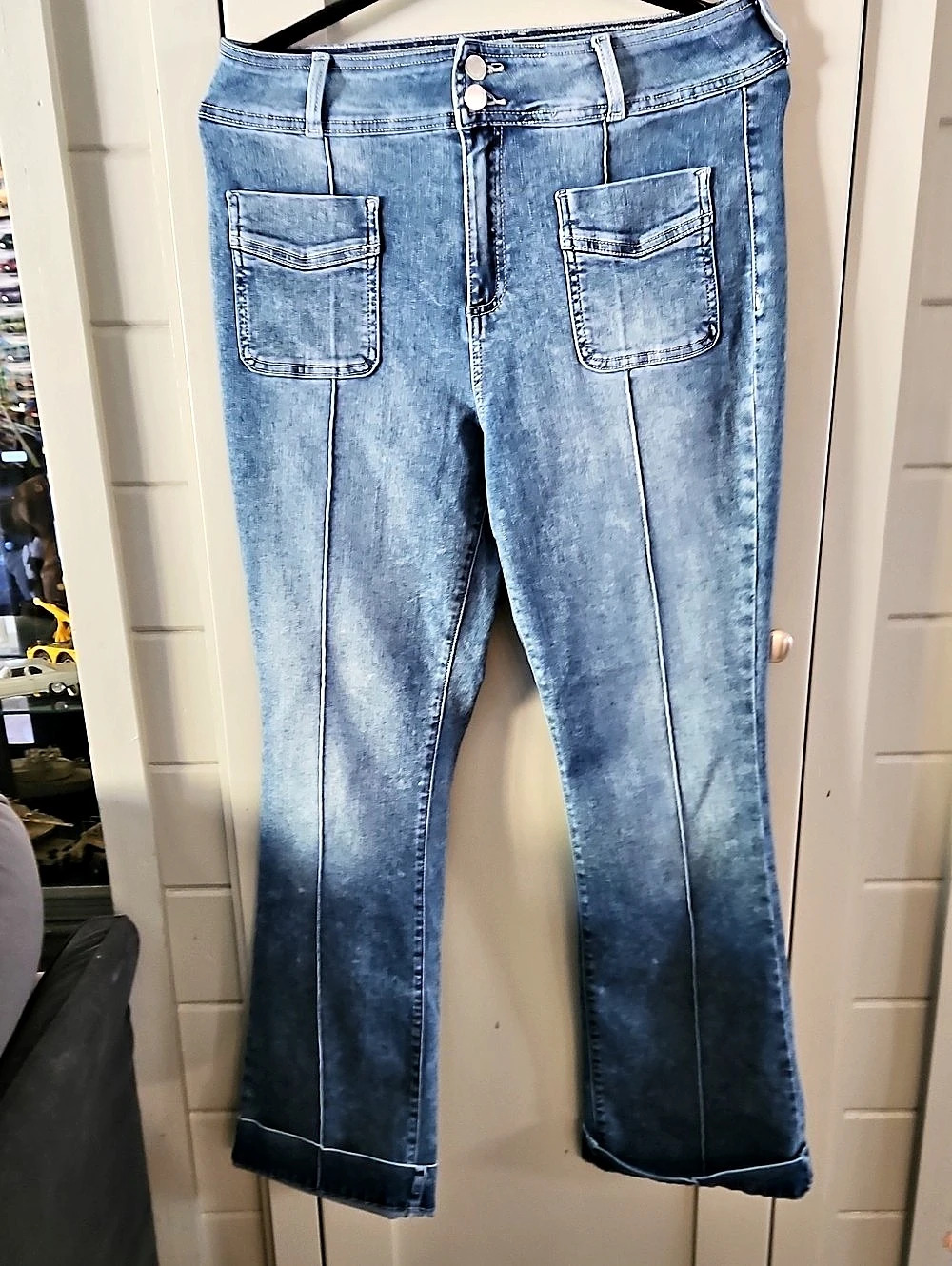 Suki Jeans P.O. 1398 Stretchy Jeans in Blue Sz10  Like New Looks Great Cuffed